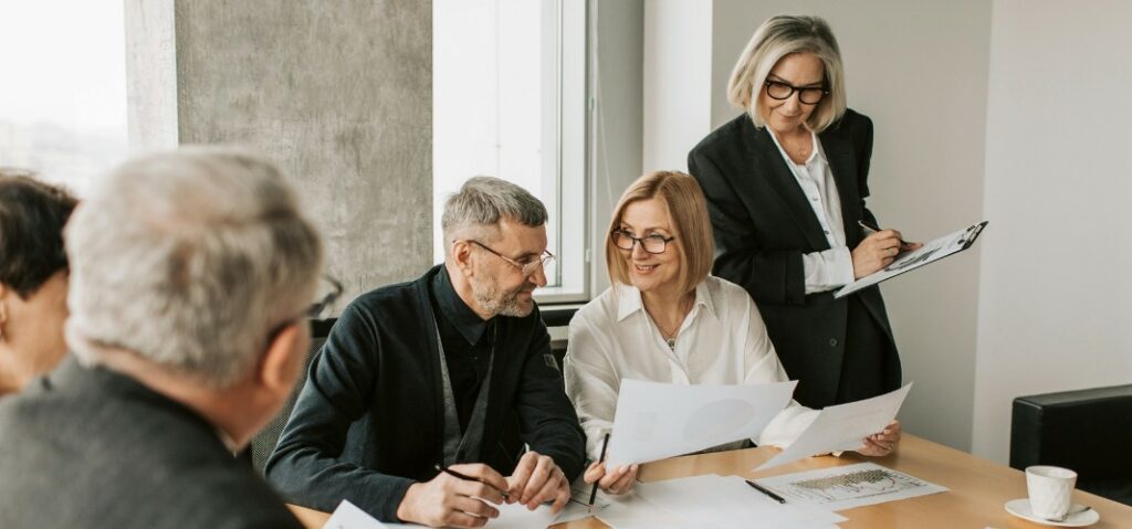 Personal Finance Tips for Young Professionals in 2024